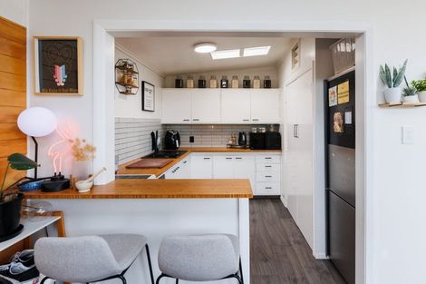 Photo of property in 19 Keeling Street, West End, Palmerston North, 4412