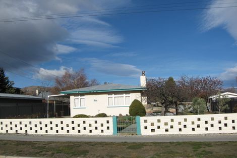 Photo of property in 30 Donegal Street, Cromwell, 9310