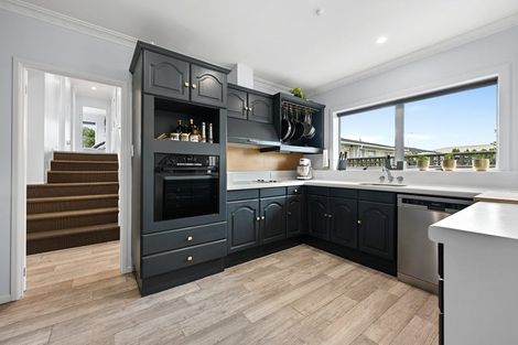 Photo of property in 12 Resthill Crescent, Glenview, Hamilton, 3206