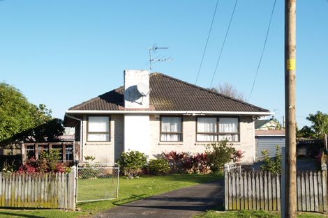 Photo of property in 14 Lyncroft Street, Mangere East, Auckland, 2024