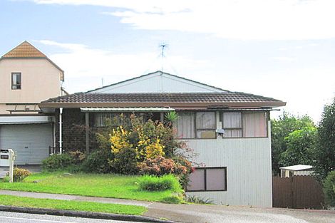 Photo of property in 1/127 Prince Regent Drive, Farm Cove, Auckland, 2012