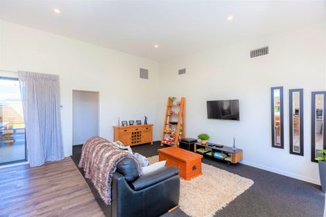 Photo of property in 45 Hudson Place, Paraparaumu, 5032