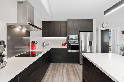 Photo of property in 17 Rodeo Place, Outram, 9019
