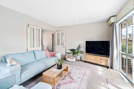 Photo of property in 2/38 Maxwell Street, Riccarton, Christchurch, 8041