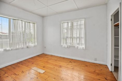 Photo of property in 24 Station Road, Paeroa, 3600