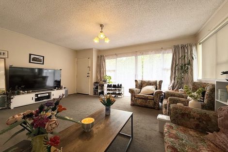 Photo of property in 12 Velma Road, Hillcrest, Auckland, 0627