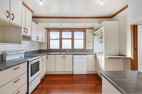 Photo of property in 17 Clifford Road, Johnsonville, Wellington, 6037