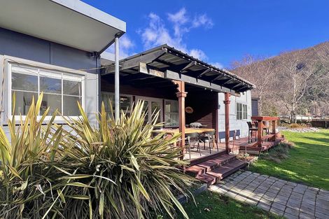 Photo of property in 51 Oxford Street, Kingston, Athol, 9793