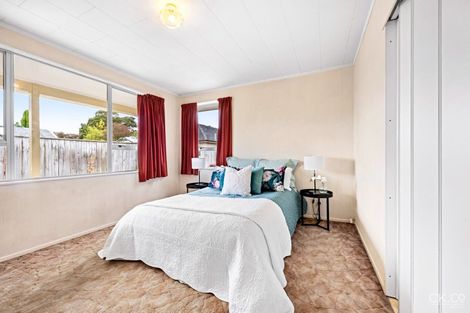 Photo of property in 18f2- Seddon Street, Wallaceville, Upper Hutt, 5018