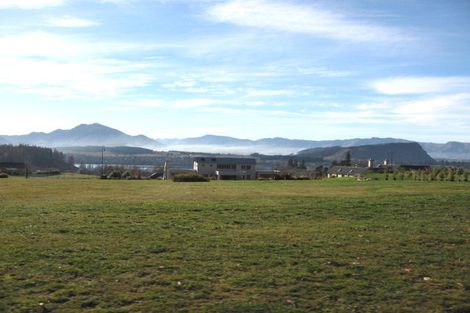 Photo of property in 8 Foxglove Heights, Wanaka, 9305