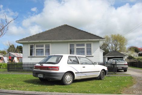 Photo of property in 12 Mahoe Street, Inglewood, 4330