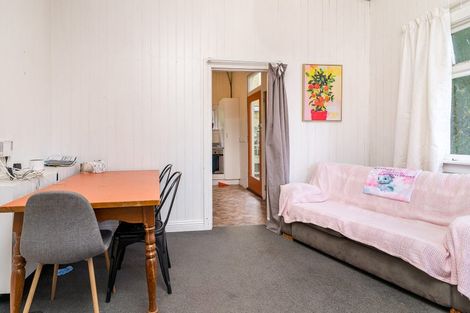 Photo of property in 1 Haddon Place, Dunedin Central, Dunedin, 9016
