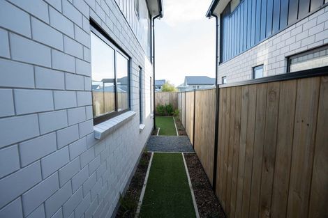 Photo of property in 10 Oliver Place, Trentham, Upper Hutt, 5018