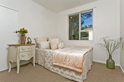 Photo of property in 46 Castleton Street, Birkdale, Auckland, 0626