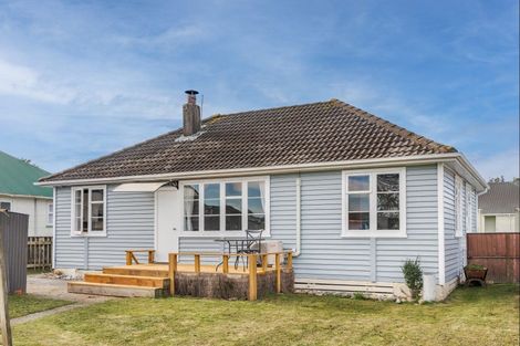 Photo of property in 4 Colvin Street, Westport, 7825