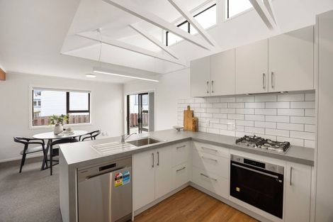 Photo of property in 1/1 Saint Olpherts Avenue, Hamilton East, Hamilton, 3216
