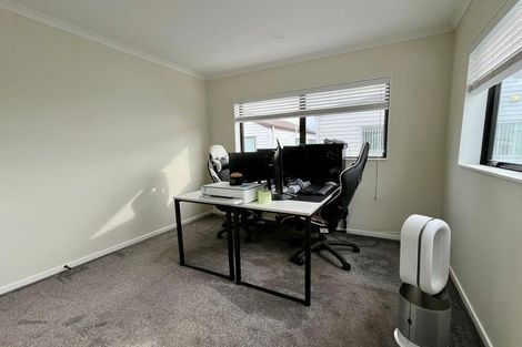 Photo of property in 86 Bellbird Street, Papakura, 2110