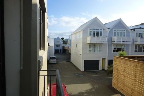 Photo of property in Pirie Street Townhouses, 28/35u Pirie Street, Mount Victoria, Wellington, 6011