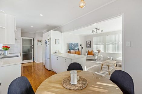 Photo of property in 39 Keegan Drive, Massey, Auckland, 0614