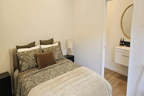 Photo of property in 266 Airlie Road, Plimmerton, Porirua, 5026