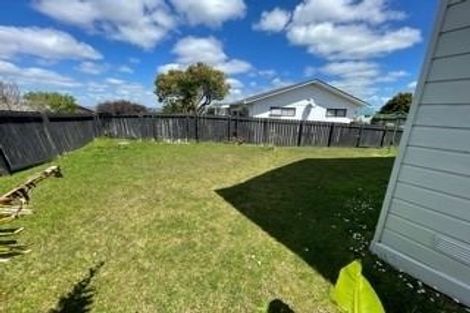 Photo of property in 47 Luckens Road, West Harbour, Auckland, 0618