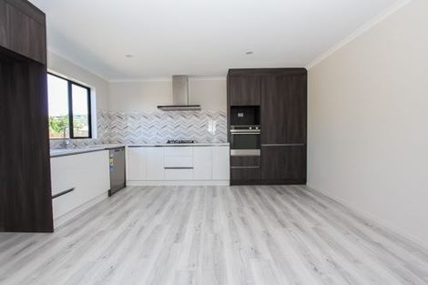 Photo of property in 11u6 Gazeley Avenue, Silverdale, Hamilton, 3216