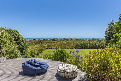 Photo of property in 23 Rodney Avenue, Te Horo Beach, Otaki, 5581