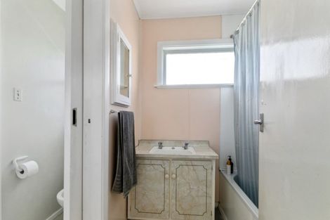 Photo of property in 16 Hay Street, Wainuiomata, Lower Hutt, 5014