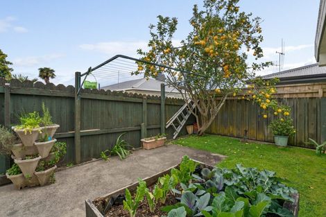 Photo of property in 26a Goods Road, Otumoetai, Tauranga, 3110