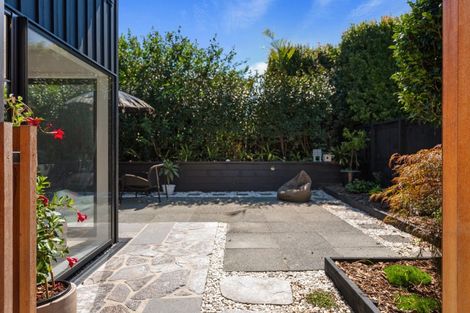 Photo of property in 21 Hauraki Road, Hauraki, Auckland, 0622