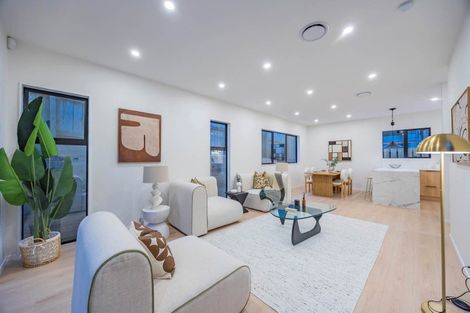 Photo of property in 30c Beulah Avenue, Rothesay Bay, Auckland, 0630