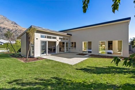 Photo of property in 1 Oxfordshire Avenue, Lower Shotover, Queenstown, 9304