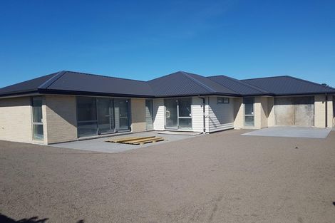 Photo of property in 21 Fairbairn Road, Rolleston, 7614