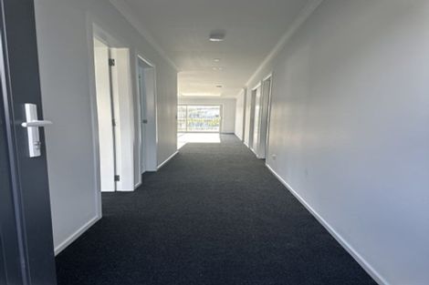 Photo of property in 26 Koru Loop, Paraparaumu, 5032