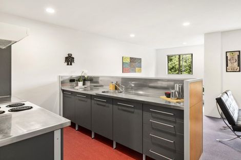 Photo of property in 112u2 Mairangi Road, Wilton, Wellington, 6012