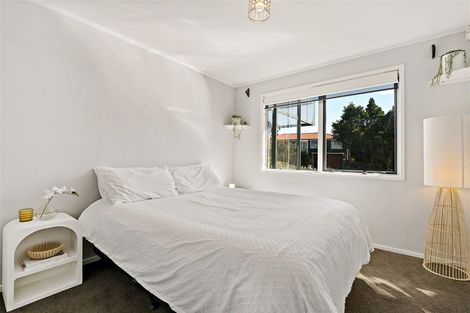 Photo of property in 3 Rehia Road, Massey, Auckland, 0614