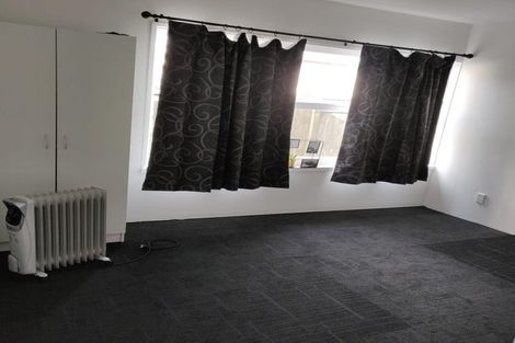 Photo of property in 118a Hutchinson Avenue, New Lynn, Auckland, 0600