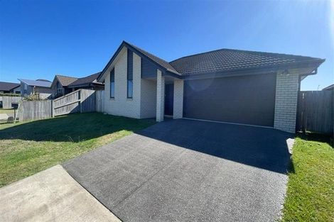 Photo of property in 12 Teatree Close, Huntington, Hamilton, 3210