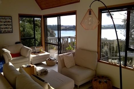 Photo of property in 2/34 Oruamo Place, Beach Haven, Auckland, 0626