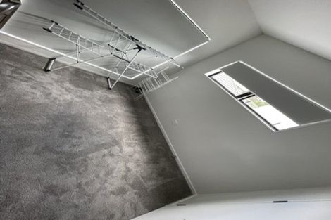 Photo of property in 8 Andrew Road, Howick, Auckland, 2010