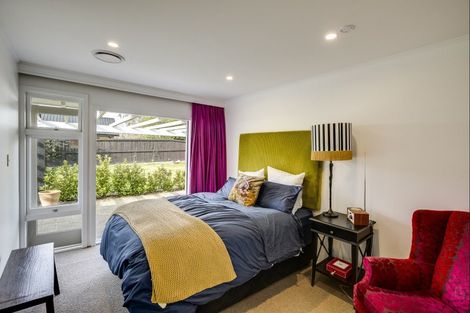 Photo of property in 70 Reynolds Road, Havelock North, 4130