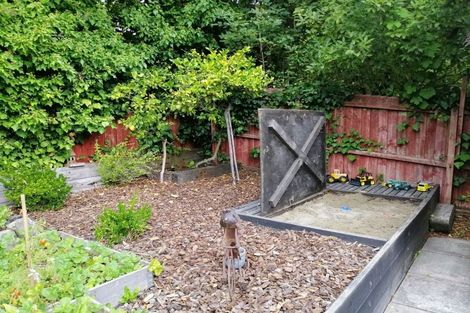 Photo of property in 50a Palatine Terrace, Saint Martins, Christchurch, 8022