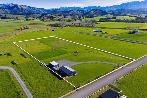Photo of property in 12 Te Ao Wharepapa Lane, Peketa, Kaikoura, 7373