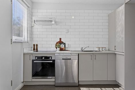 Photo of property in 2/73 Clare Road, St Albans, Christchurch, 8014