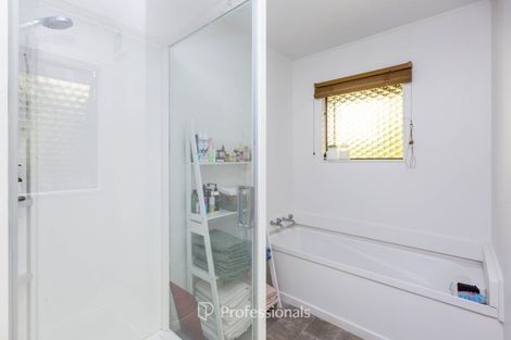 Photo of property in 8 Sunbrae Drive, Silverstream, Upper Hutt, 5019
