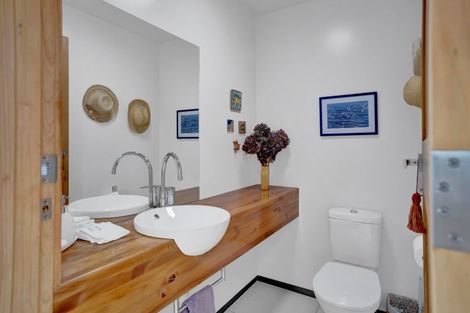 Photo of property in 368a Devon Street West, Lynmouth, New Plymouth, 4310