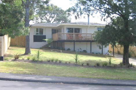 Photo of property in 10 Cantina Avenue, Bayview, Auckland, 0629