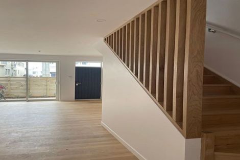 Photo of property in 30u5 Pirie Street, Mount Victoria, Wellington, 6011