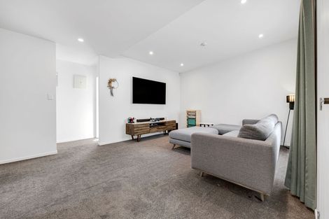 Photo of property in 10 Koropiko Lane, Flat Bush, Auckland, 2019
