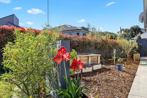 Photo of property in 14 Trevally Place, Snells Beach, 0920